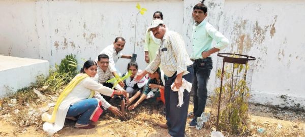 विश्व पर्यावरण दिवस पर वृक्षारोपण कार्यक्रम
