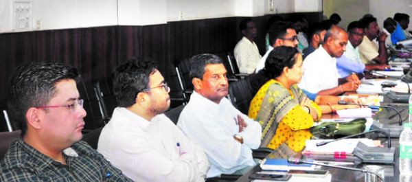 विधानसभा चुनाव को लेकर नोडल अफसरों की बैठक