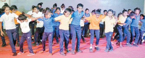 18 साल बाद खुले स्कूलों के 900 से ज्यादा बच्चों ने उठाया समर कैम्प का लाभ