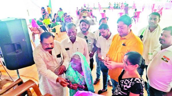 तीन दिवसीय युवा मितान मड़ई शुरू