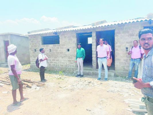 सीईओ जिला पंचायत ने किया गोठानों का निरीक्षण