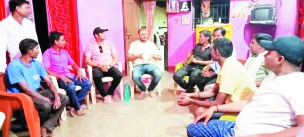 पर्यटन मंडल सदस्य निखिल  ने युवाओं की ली बैठक