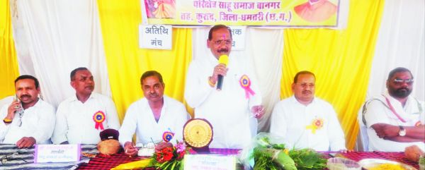 दांड़ बोड़ी से नहीं, प्रेम व्यवहार से निपटाएं समाजिक प्रकरण-टहल