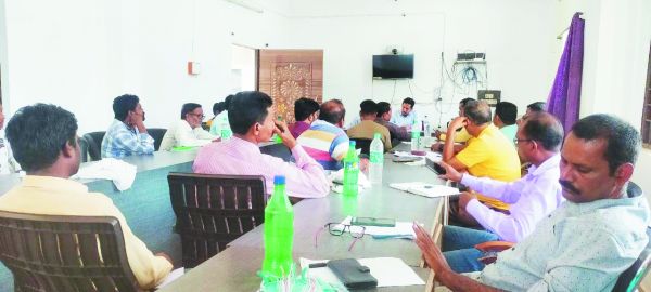 प्राकृतिक आपदा बाढ़ आदि से बचाव व राहत व्यवस्था को लेकर बैठक