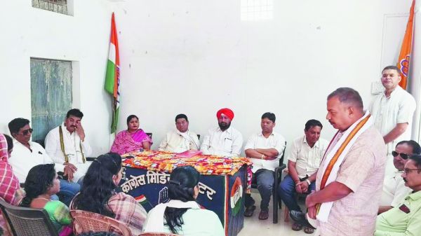 पुण्यतिथि पर याद किए गए विद्याचरण शुक्ल