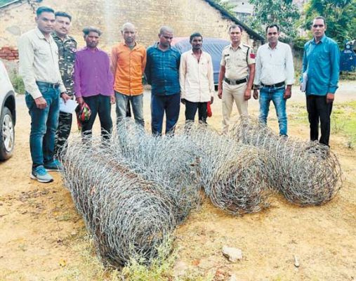 प्लांटेंशन की सुरक्षा के लिए लगे 7 बंडल तार की चोरी, 4 आरोपी गिरफ्तार