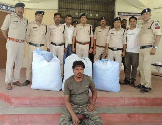 स्कॉर्पियो से एक क्विंटल से अधिक गांजा जब्त, एक बंदी, एक फरार