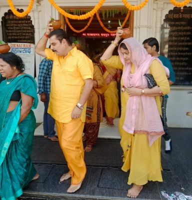 महाकुंभ अभिषेक में राजीव शर्मा सपरिवार हुए शामिल