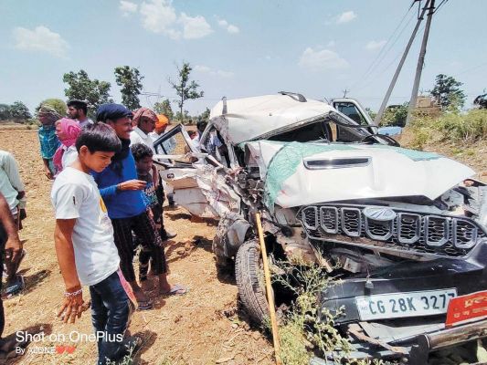 बस-स्कॉर्पियो में टक्कर जिपं सदस्य सहित 3 गंभीर