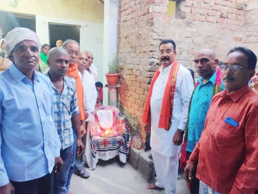 सतानंद साहू को दी श्रद्धांजलि