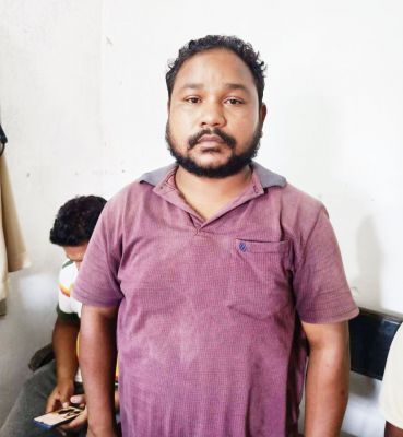 फेसबुक पर दोस्ती, शादी का झांसा दे रेप, बंदी