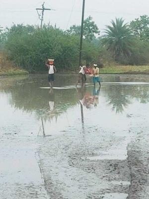 प्री मानसून की दस्तक, किसान खेतों की ओर