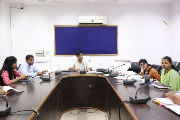 सीएम के घोषणाओं को संबंधित विभाग को समय में पूर्ण करने निर्देश