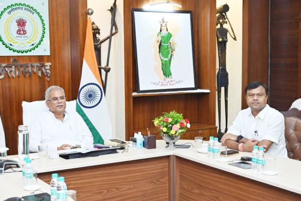 विकास कार्यों से निखरी सुकमा की तस्वीर, अब देर रात जाने में नहीं लगता लोगों को डर-सीएम