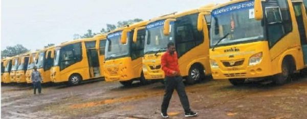 स्कूल खुलने के एक दिन  पूर्व जागा परिवहन विभाग 