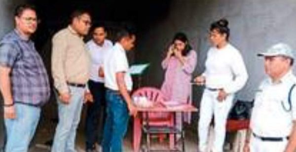 जिला मुख्यालय में बिना लाइसेंस गैस एजेंसी का संचालन, एसडीएम ने किया सील