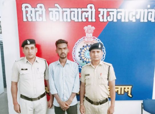 शराब पीने मांगे पैसे, दुकान में तोडफ़ोड़, आरोपी पकड़ाया