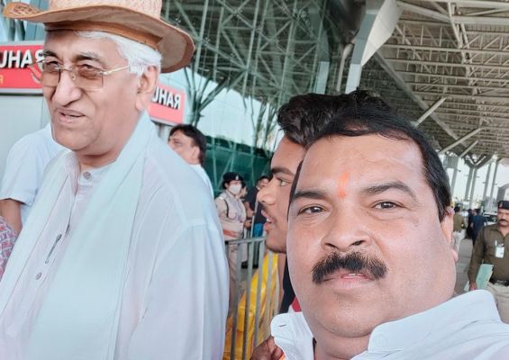 सिंहदेव के डिप्टी सीएम बनने  पर कांग्रेस कार्यकर्ता खुश