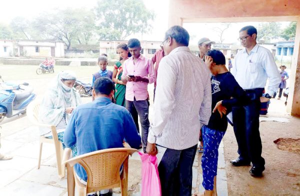 जिले में 4193 से अधिक लोगों का बनाया गया आयुष्मान कार्ड