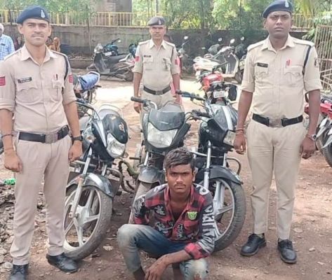3 बाइक समेत आरोपी बंदी