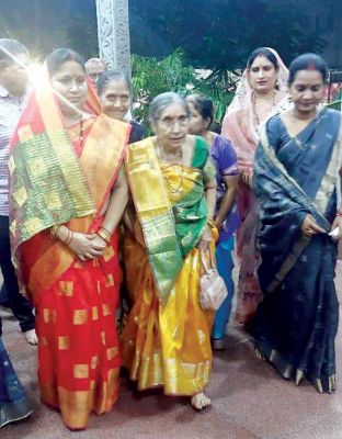  यशोदा बेन आईं और चली गई, भाजपा नेताओं को भी पता नहीं चला