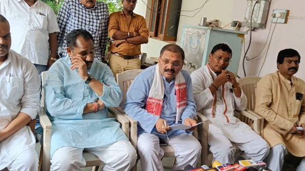 रक्षामंत्री राजनाथ की आज जनसभा, पद्मश्री  अजय मंडावी के घर पहुंचकर करेंगे मुलाकात 