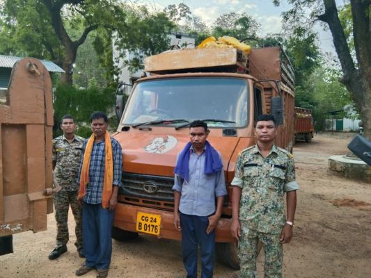 कबाड़ परिवहन करने वाले दो आरोपी पकड़ाए