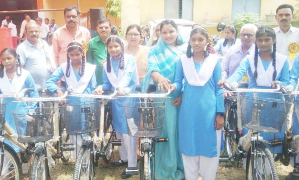 जिंदगी का सबसे स्वर्णिम पल विद्यार्थी जीवन -तारिणी