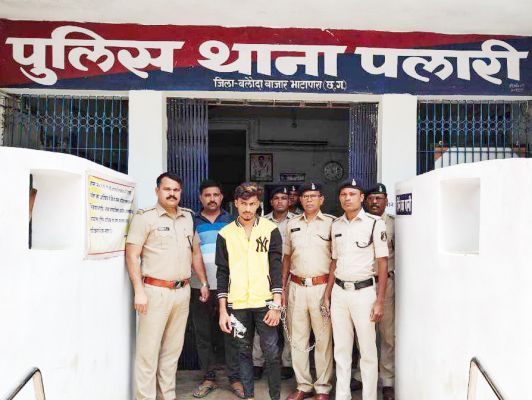 चरित्र संदेह पर प्रेमिका की हत्या, आरोपी युवक गिरफ्तार