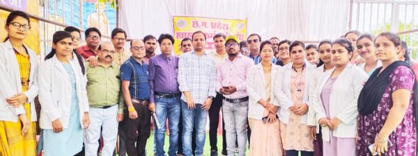 स्वास्थ्य कर्मचारी संघ की बेमुद्दत हड़ताल शुरू