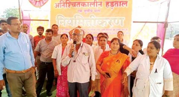  वादाखिलाफी के खिलाफ सर्व देवेभो अनिश्चितकालीन हड़ताल