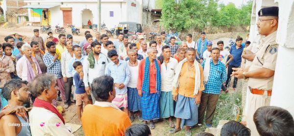 शिविर लगाकर लोगों को नशा से  होने वाले दुष्परिणाम बताए 