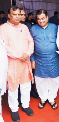 केंद्रीय मंत्री नितिन गडकरी से मिले शिवरतन