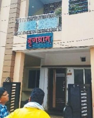 एक ही परिवार के चार लोगों ने किया जहर सेवन 