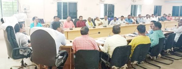 अभ्यारण्य क्षेत्र के ग्रामवासियों की कई मांग पूरी होने की पहल पर अनिश्चितकालीन हड़ताल की स्थगित