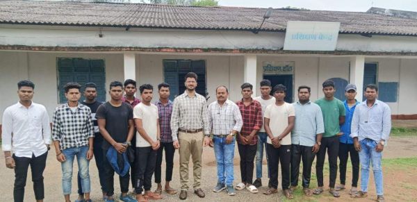 उड़ान व अत्यावसायी प्रशिक्षण केंद्र का निरीक्षण, युवाओं से की चर्चा 