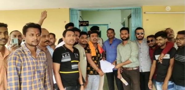 अवैध नशे पर रोक नहीं लगी तो फूंकेंगे अफसरों का पुतला