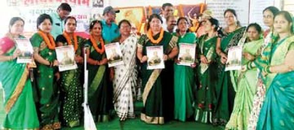 वृक्ष है तो जल है, जल है तो कल है.. पौधारोपण कर लोधी समाज ने लिया संकल्प