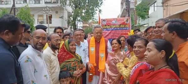 पूर्व मुख्यमंत्री रमन ने किया सेवारथ का उद्घाटन