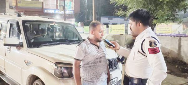 शराबी स्कार्पियो चालक पर कोर्ट ने ठोका 10 हजार का जुर्माना