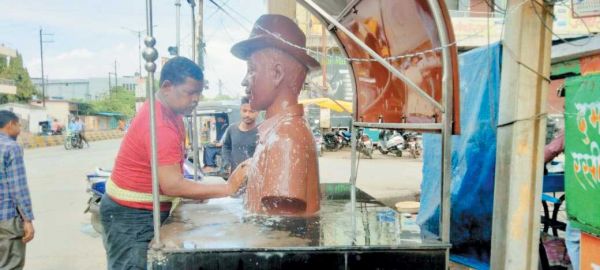 सप्ताह के हर बुधवार को होगी चौक चौराहों के प्रतिमाओं की सफाई