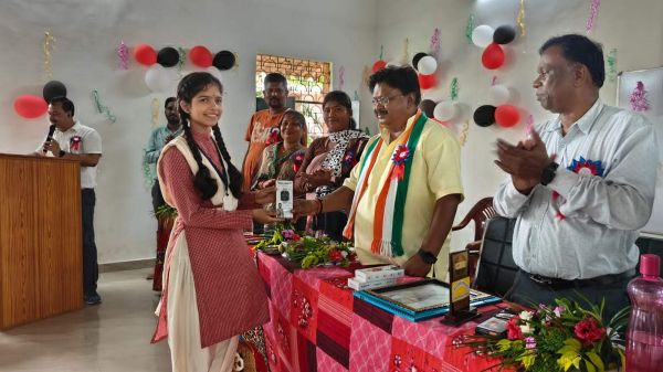 संकल्प शिक्षण संस्थान कुनकुरी में मनाया  शाला प्रवेशोत्सव