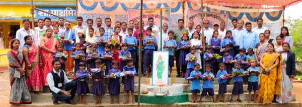 बाखरा में संकुल स्तरीय शाला प्रवेशोत्सव का संयुक्त आयोजन