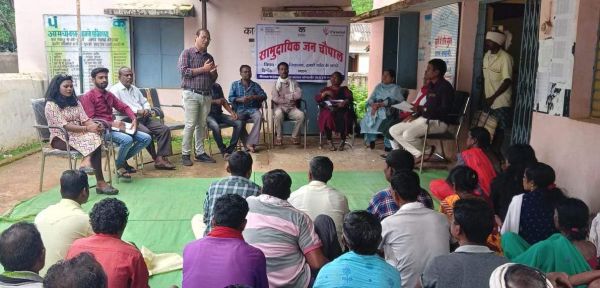 बम्हनी में सामुदायिक जन चौपाल 