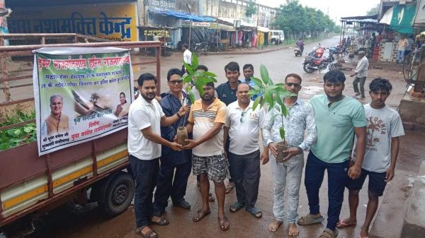 हरेली तिहार पर एक हजार पौधों का वितरण