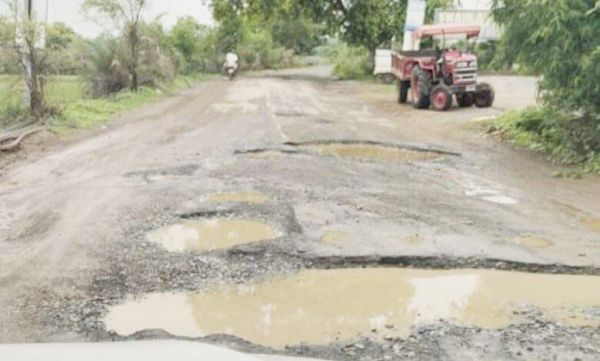 बदहाल सडक़ों को लेकर करेंगे चक्काजाम