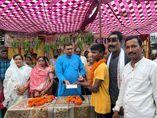 लोक संस्कृति को सहेजने का काम कर रही सरकार, छत्तीसगढिय़ों का बढ़ाया मान-नवाज
