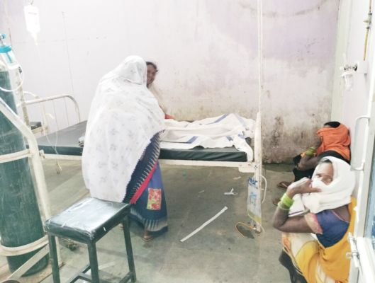 सर्पदंश से मासूम की मौत, परिजनों ने डॉक्टरों पर लगाया लापरवाही का आरोप