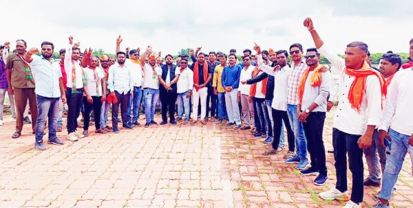 भ्रष्टाचार के खिलाफ भाजयुमो ने व्यापमं कार्यालय घेरा