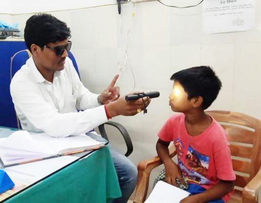 आंखों के संक्रमण से खुद और परिवार को बचाएं-सीएमएचओ